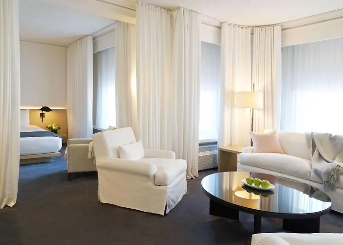 Ambassador Chicago, Part Of Jdv By Hyatt 4* Chicago