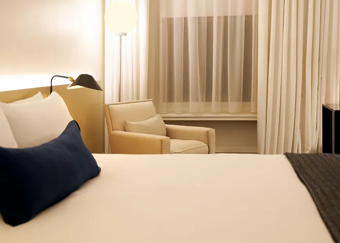 Ambassador Chicago, Part Of Jdv By Hyatt Hotel 4*