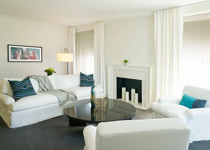 Hotel Ambassador Chicago, Part Of Jdv By Hyatt 4*