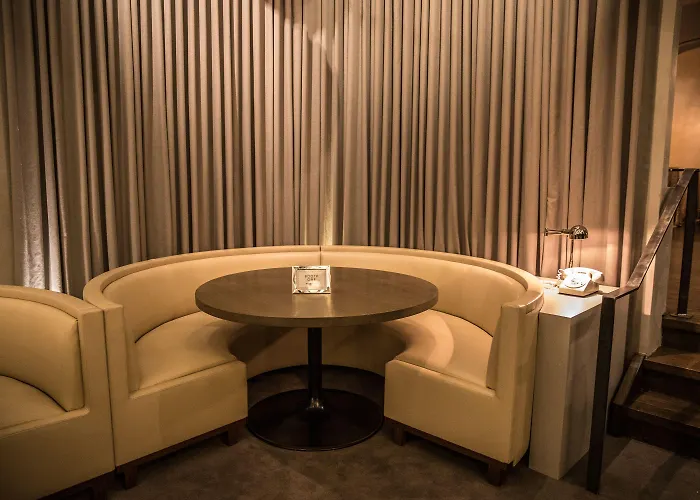 Hotel Ambassador Chicago, Part Of Jdv By Hyatt 4*
