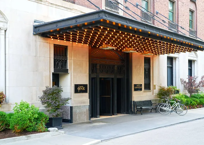 Hotel Ambassador Chicago, Part Of Jdv By Hyatt 4*